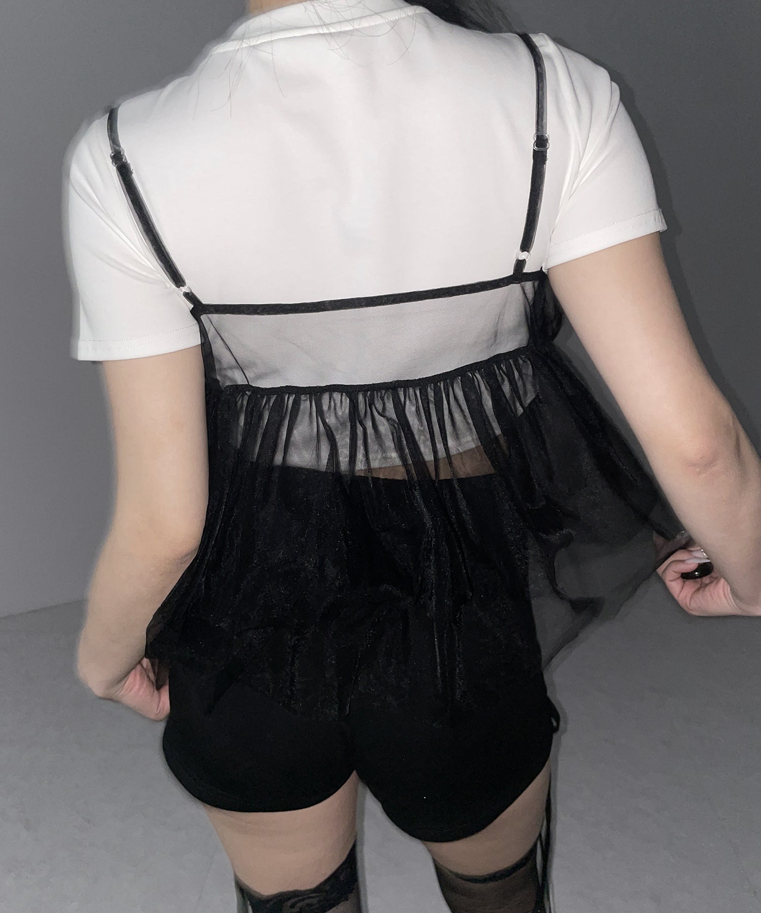 フロントリボンチュールキャミソール ／ front ribbon tulle camisole