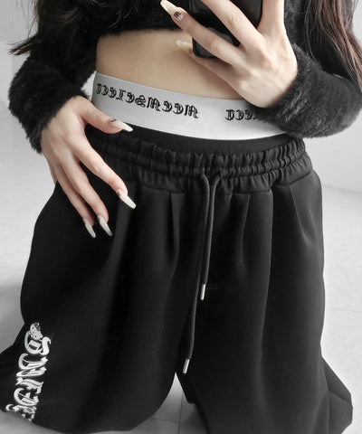 【 レイヤード可能 】グランジロゴインナーパンツ ／ grunge logo inner pants