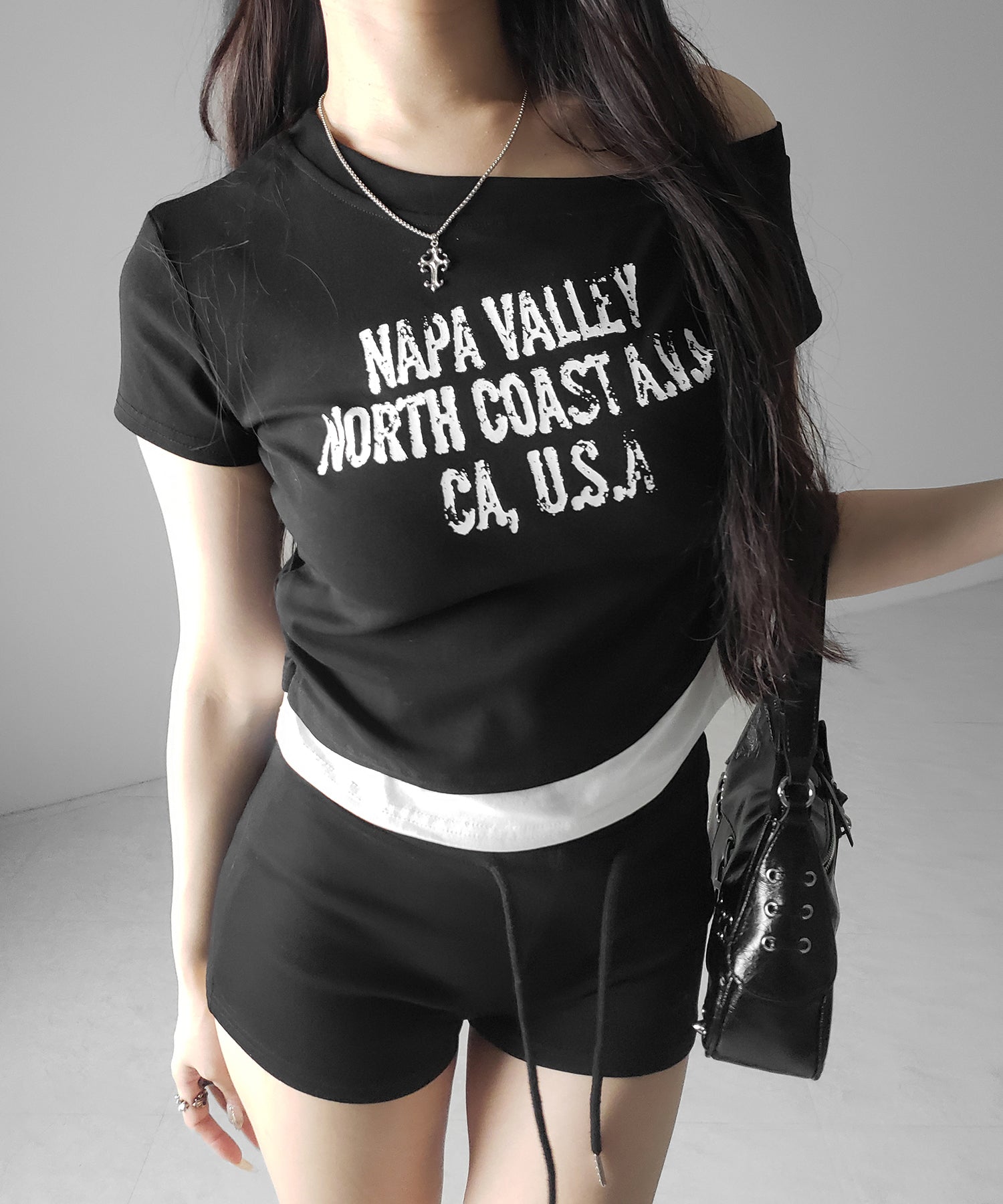 ヴィンテージロゴワンショルレイヤードＴシャツ ／ vintage logo one-shoulder layered T-shirt