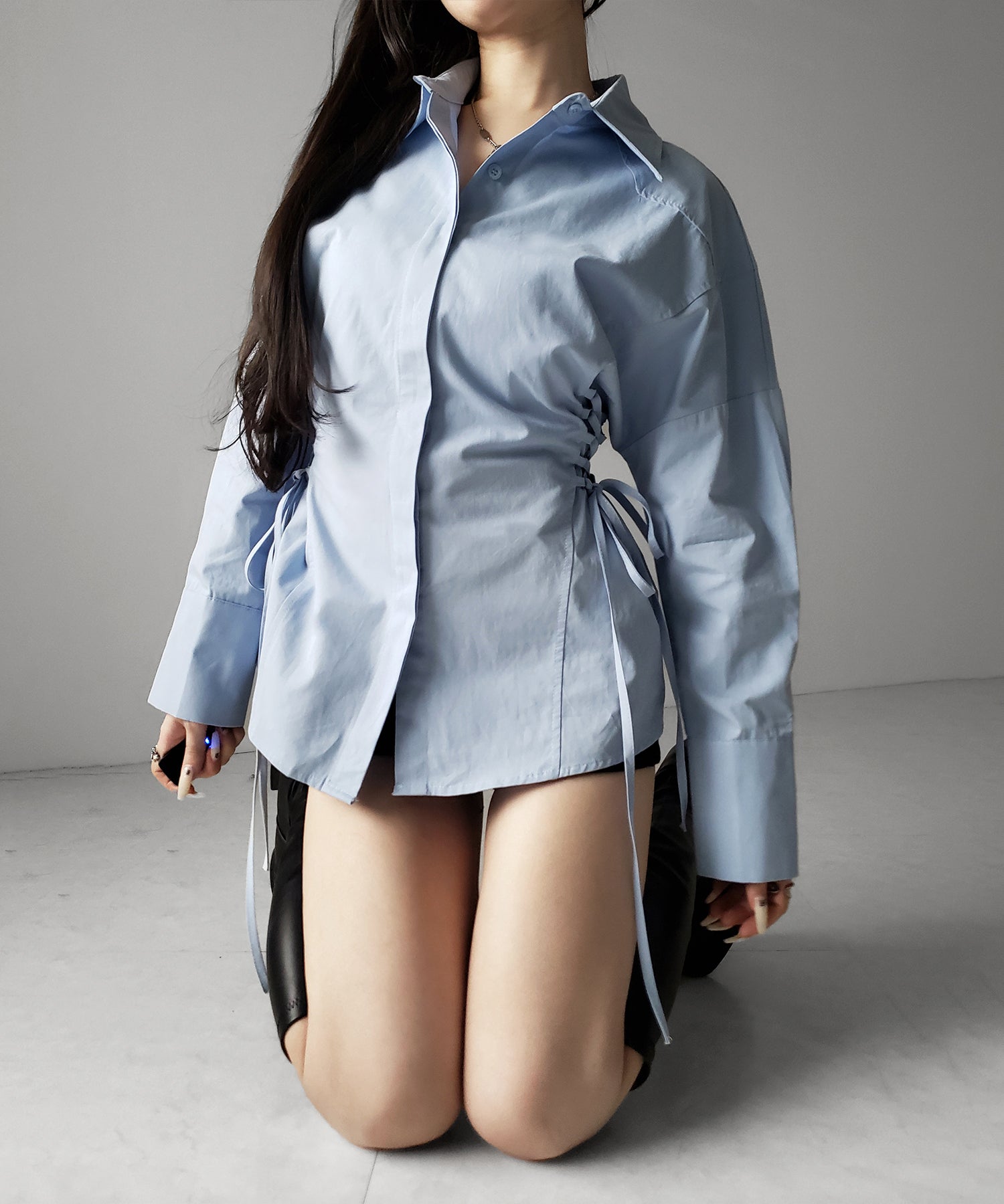 レースアップサイドリボンスリムラインシャツ ／ lace up side ribbon slim line shirt