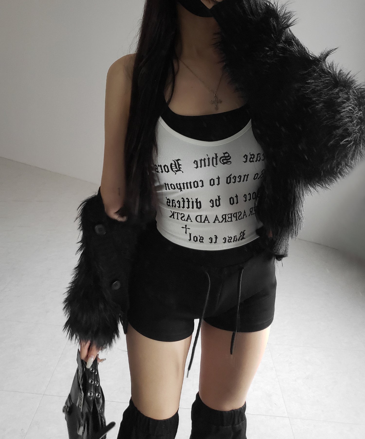 【 ２color 】グランジロゴレイヤードキャミソールトップス ／ grunge logo layered camisole tops