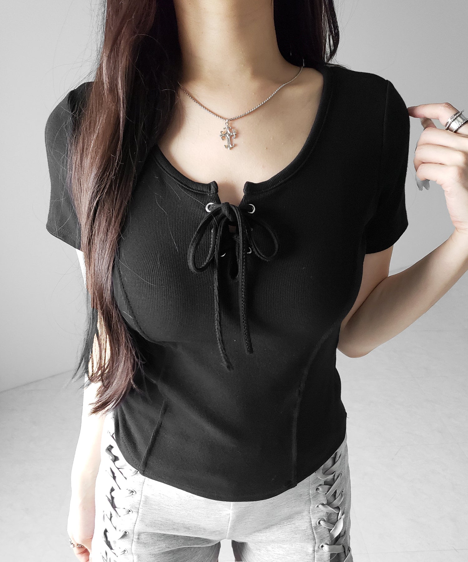 レースアップスリムリブＴシャツ ／ laceup slim lib T-shirts