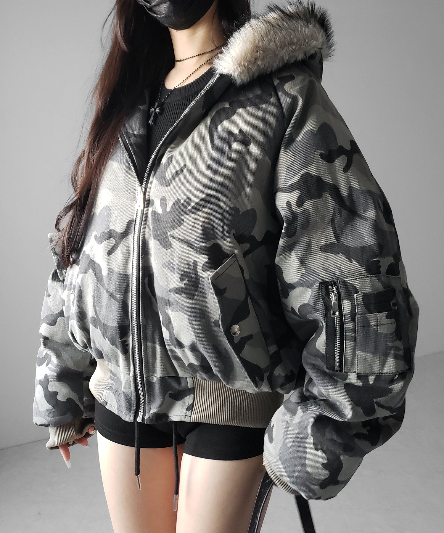 カモフラフェイクファーフーディ中綿ジャケット ／ camouflage fake fur hoodie down jacket