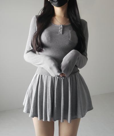 【 ３color ／インナーパンツ裏地付 】ハイウエストカットフレアミニスカート ／ High waist cut flare mini skirt