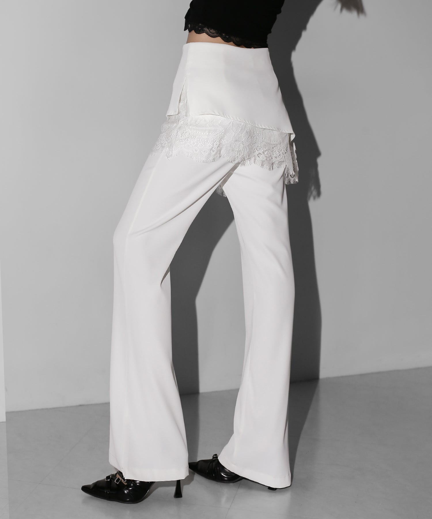 【３size 】レースレイヤードサイドリボンラップフレアスラックス ／ lace layered side ribbon wrap flare slacks