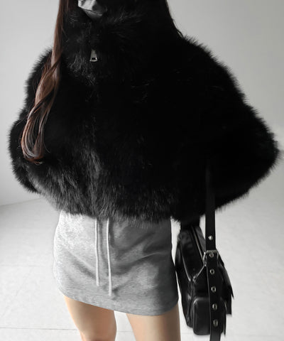 ジップアップスタンドカラーショートフェイクファーコート ／ zip up stand-collar short fake fur coat