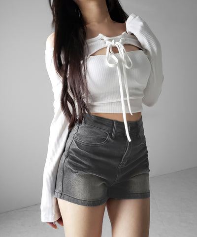 ハイウエストタイトデニムショートパンツ ／ high waist tight short pants