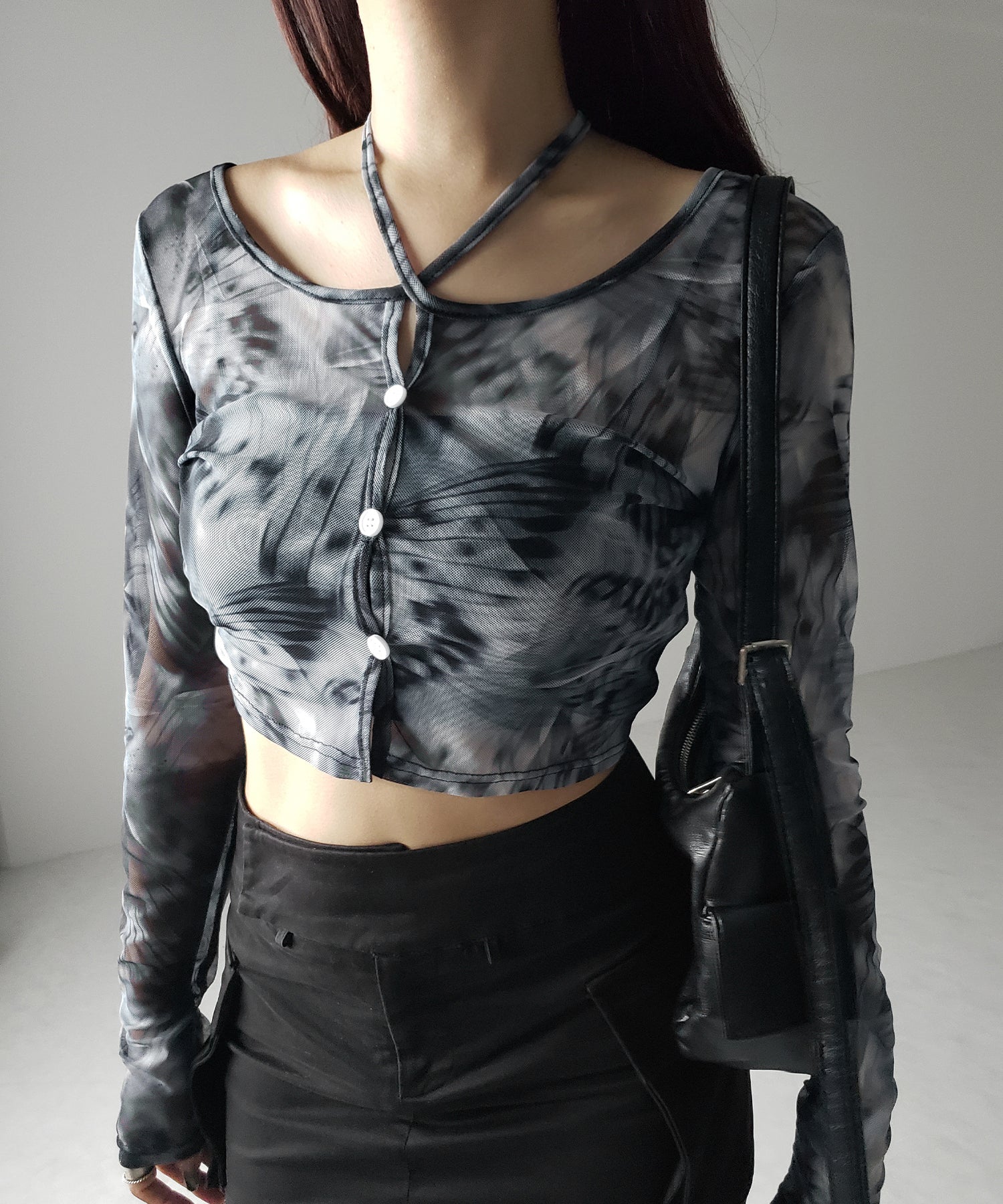 【 ３color ／ ２WAY 】クロスストラップリボンシアーショートカーディガン ／ cross strap ribbon sheer short cardigan
