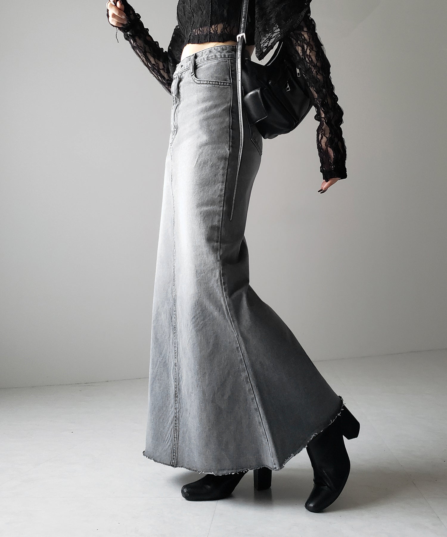【 ３size 】深スリットダメージデニムロングマーメイドスカート ／ deep slit damage denim long mermaid skirt