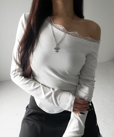 【 ２color 】ワンショルダーレースポイントスリムカットソートップス ／ one shoulder lace point slim cutsew tops