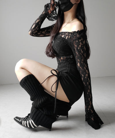 【 ２color ／２WAY 】フロントリボンオフショルスリムレーストップス ／ front ribbon off-shoulder slim lace tops
