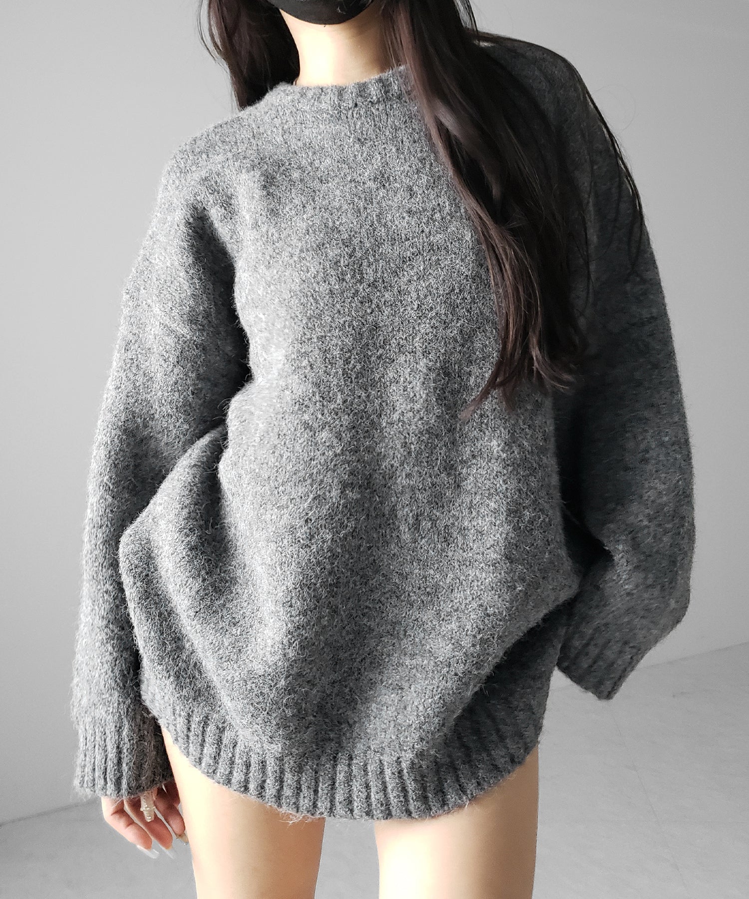 オーバーサイズフラッフィーニットプルオーバー ／ oversize fluffy knit pullover