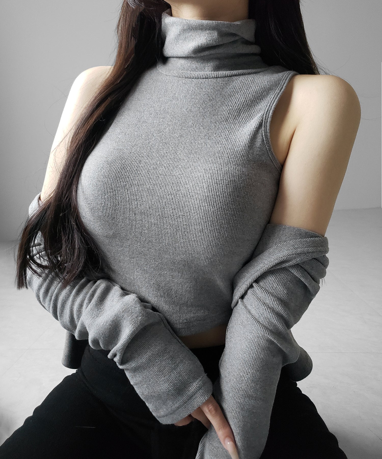 【 裏微起毛 ／ 2点セット 】ハイネックノースリーブトップス ＋ ショートカーディガン SET ／ high neck nosleeve tops + short cardigan SET