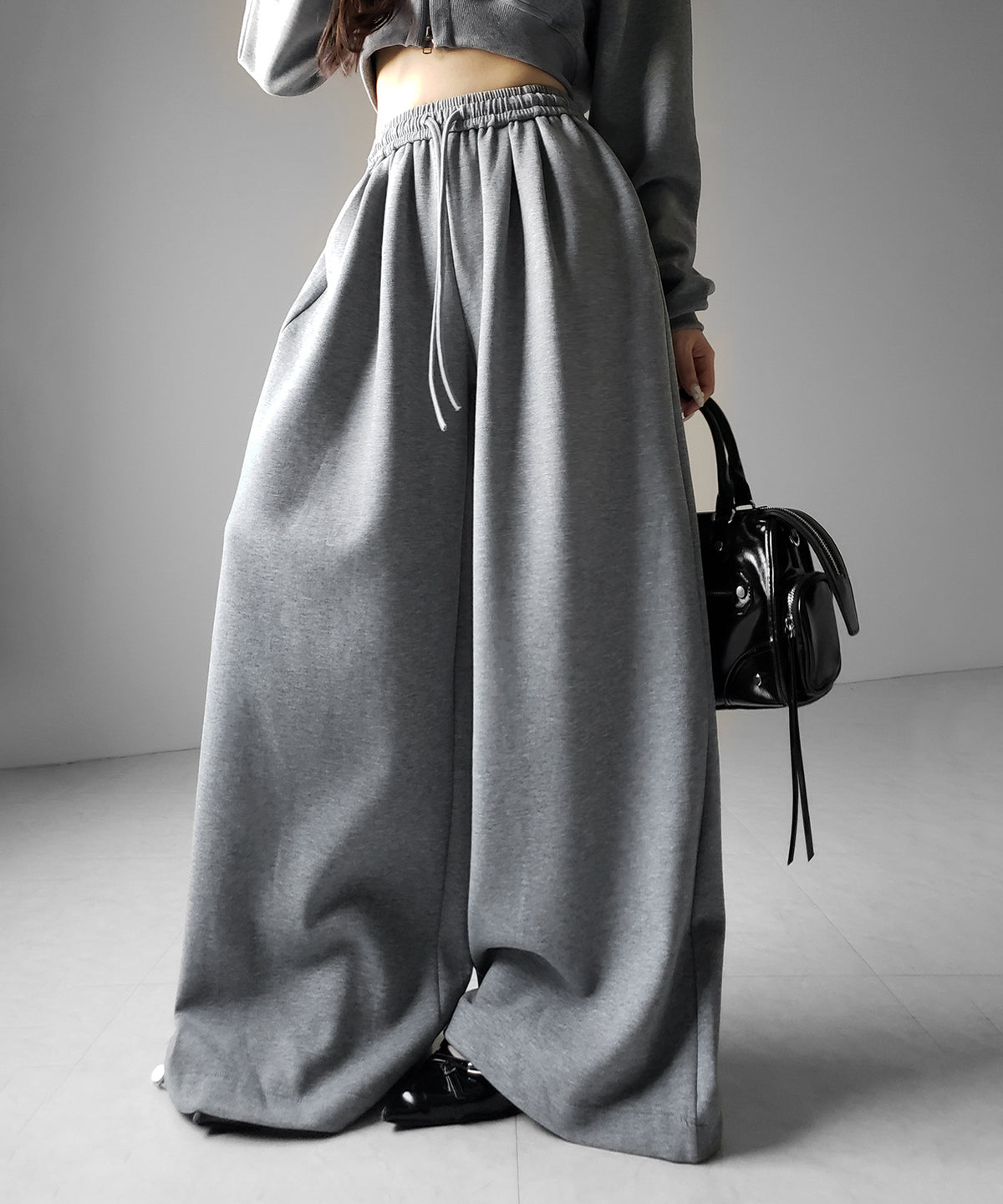 【 セットアップ 】ダブルジップショートパーカー ＋ タックワイドスウェットパンツ SET ／ double zip short hoodie + tuck wide sweat pants SET