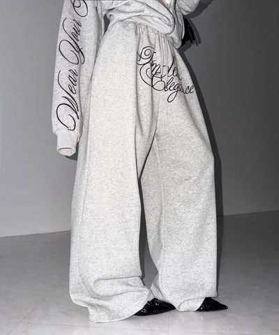 フロントレタリングロゴ刺繍ワイドスウェットパンツ ／ front lettering logo embroidery wide sweatpants