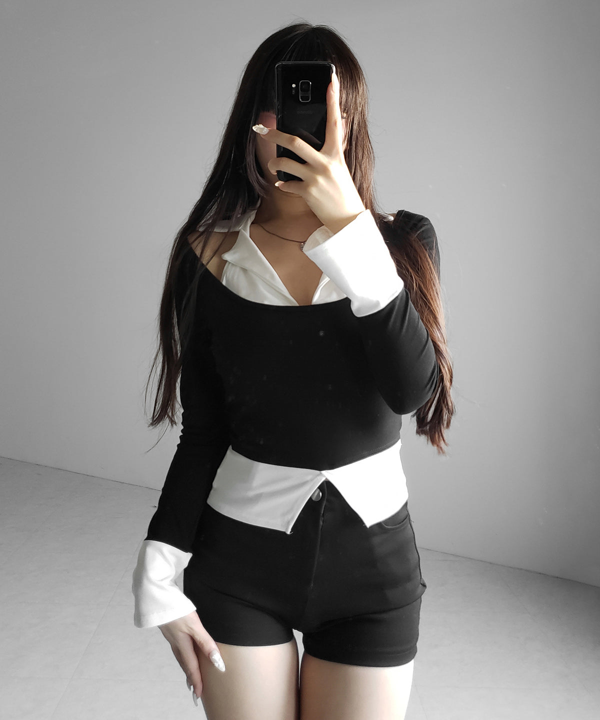 カットアウトフェイクレイヤード長袖Ｔシャツ ／ shirts like cutout fake layered long sleeve T-Shirt