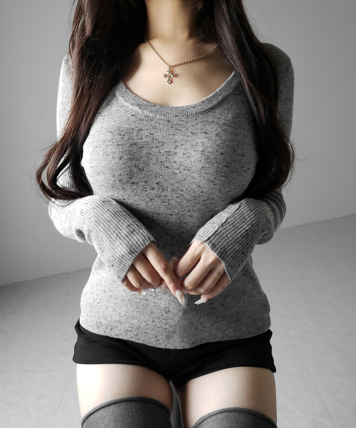 メランジネップルーズニットトップス ／ melange nep loose knit tops