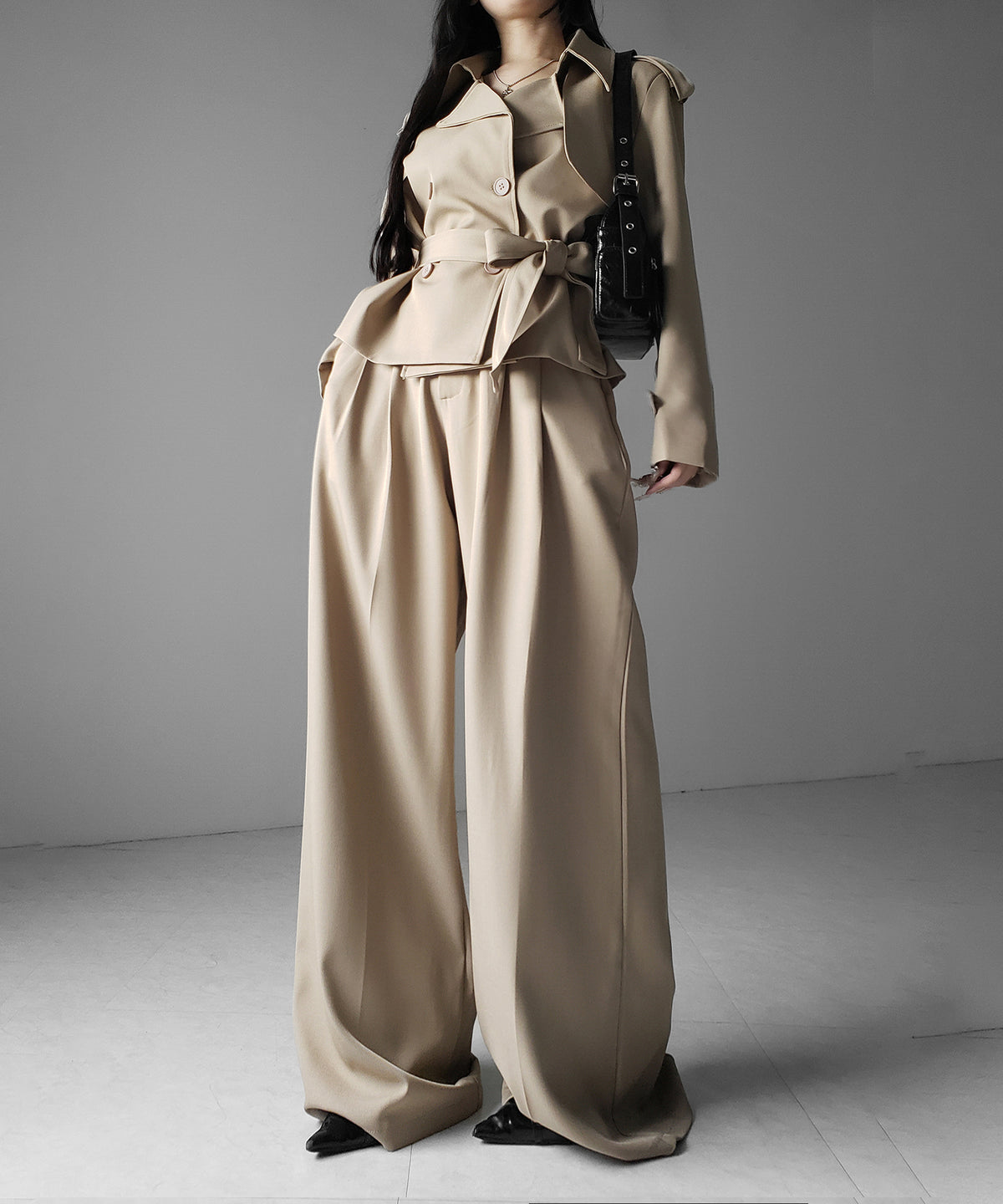 【 上下セットアップ 】ウエストマークショートトレンチコート ＋ タックワイドスラックスパンツ SETUP ／ Waist-mark short trench coat + tuck wide slacks pants