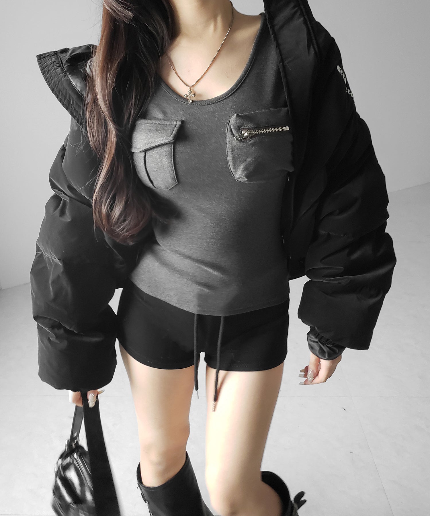 【 裏起毛 】アウトポケットオープンネックスリムトップス ／ out pocket open neck slim tops