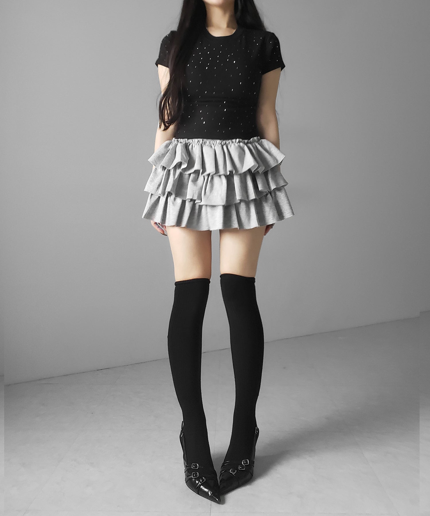 ラインストーン半袖タイトＴシャツ ／ Rhinestone short sleeve tight T-shirt