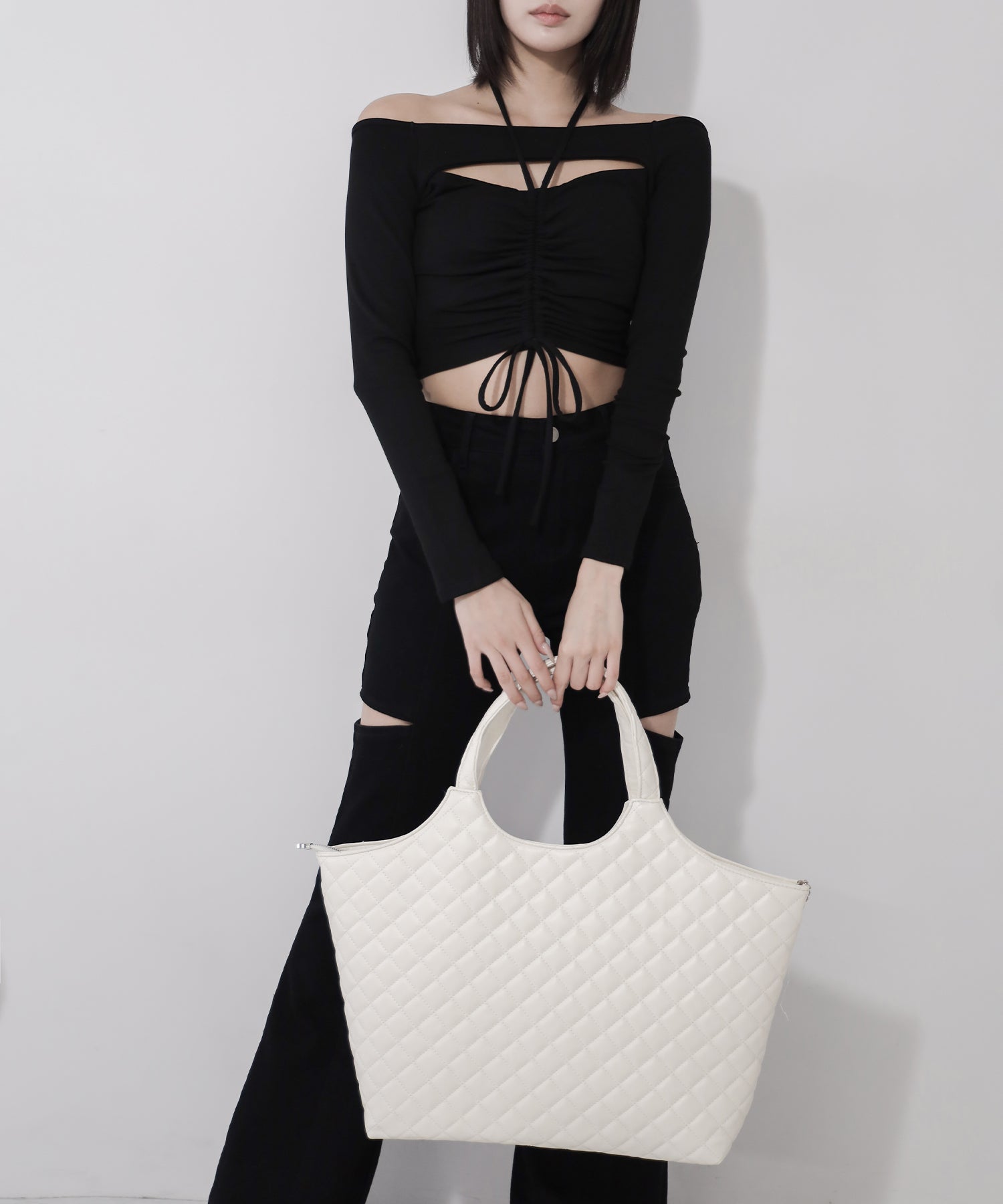 【 A4収納可 】フェイクレザーキルティングトートバッグ ／ fake leather quilted tote bag