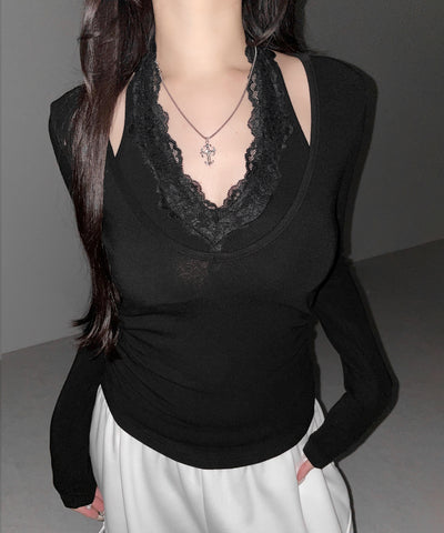 ホルターネックレースレイヤードトップス ／ Halter neck lace layered tops