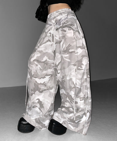 ロゴガーターカモフラタックワイドパンツ ／ logo garter camouflage tuck wide pants