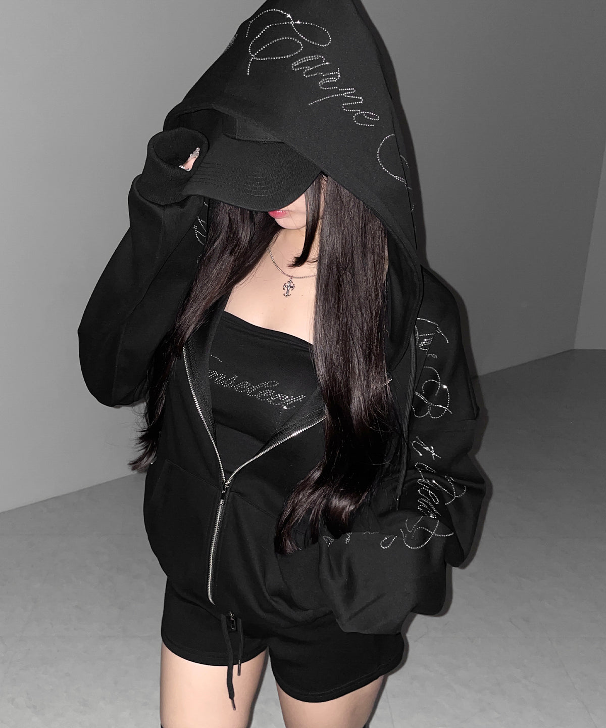 【 セットアップ可能 】ラインストーンロゴダブルジップパーカー ／ Rhine stone logo double zip hoodie
