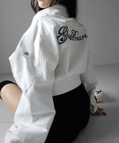 レタリングバックロゴスタンドカラーショートブルゾン ／ lettering back logo stand collar short blouson