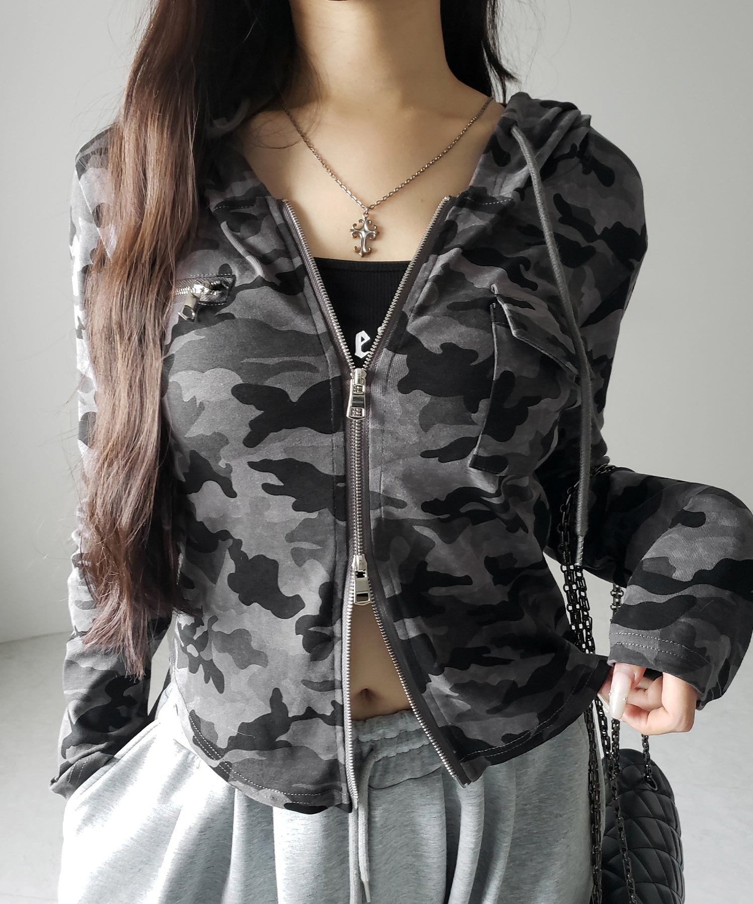 ヴィンテージカモフラダブルジップカットパーカー ／ vintage camouflage double zip cut hoodie