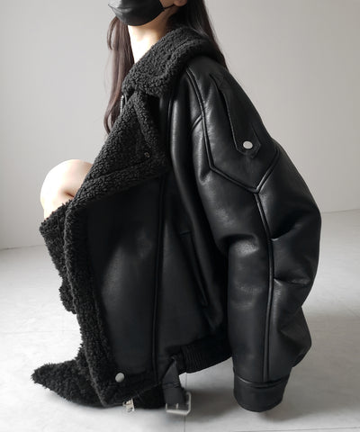 【 ２color 】フェイクレザーベルテッドボアムートンジャケット ／ fake leather belted boa mouton jacket