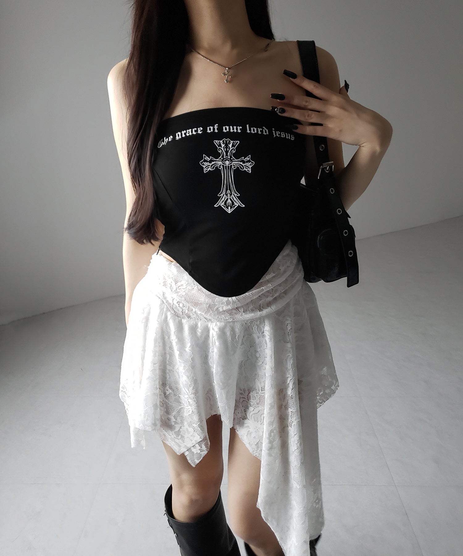 クロスグランジロゴベアトップス ／ cross grunge logo bare tops