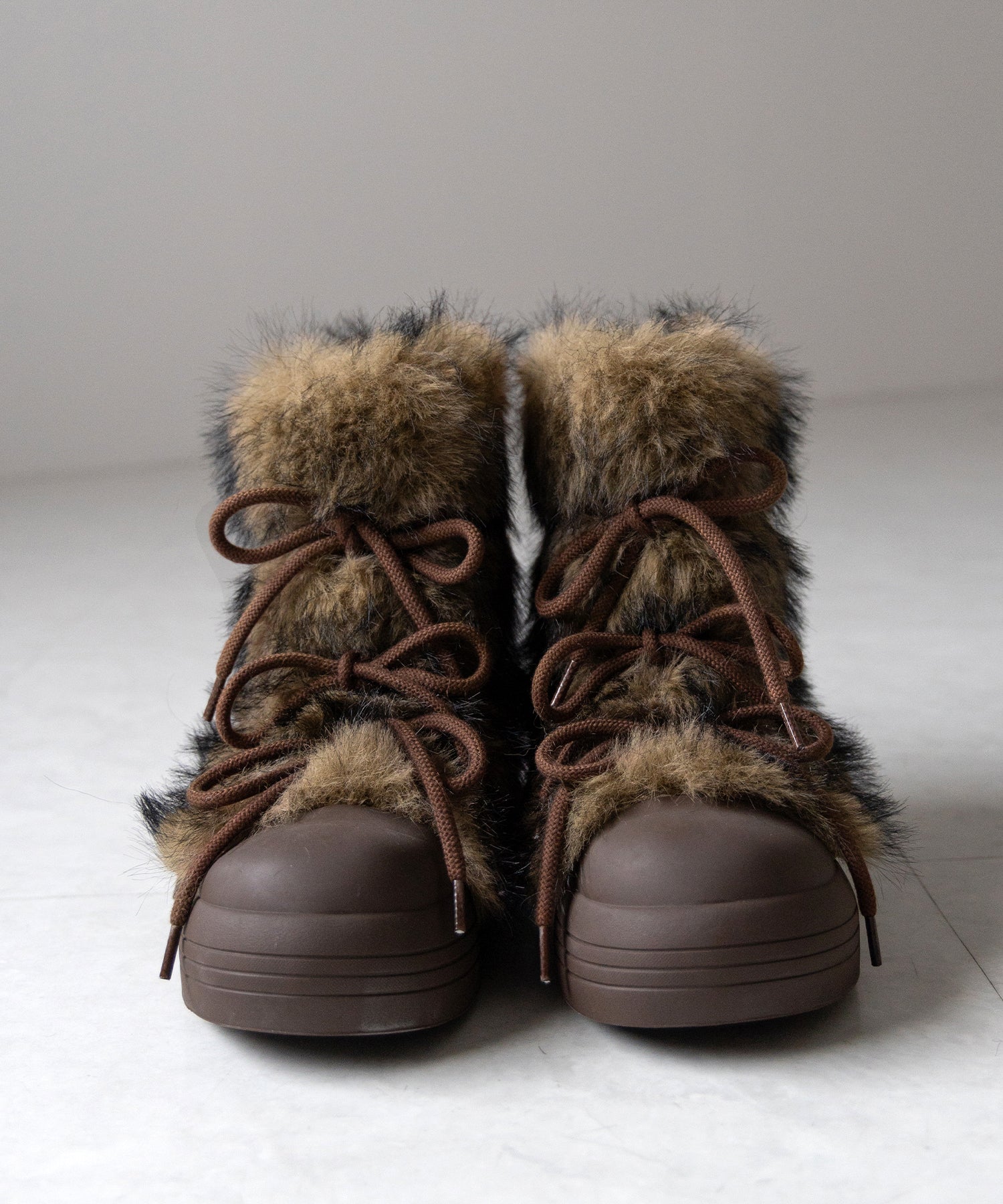 【 ２color 】ボリュームフェイクファーブーツ ／ volume fake fur boots