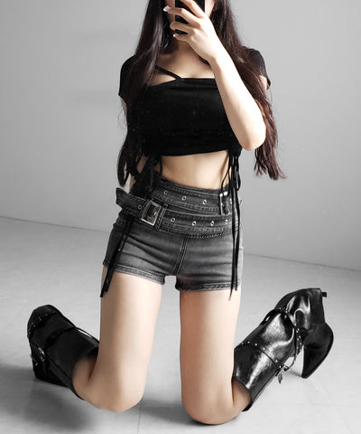 ダブルベルテッドマイクロミニデニムショートパンツ ／ double belted micro mini denim short pants