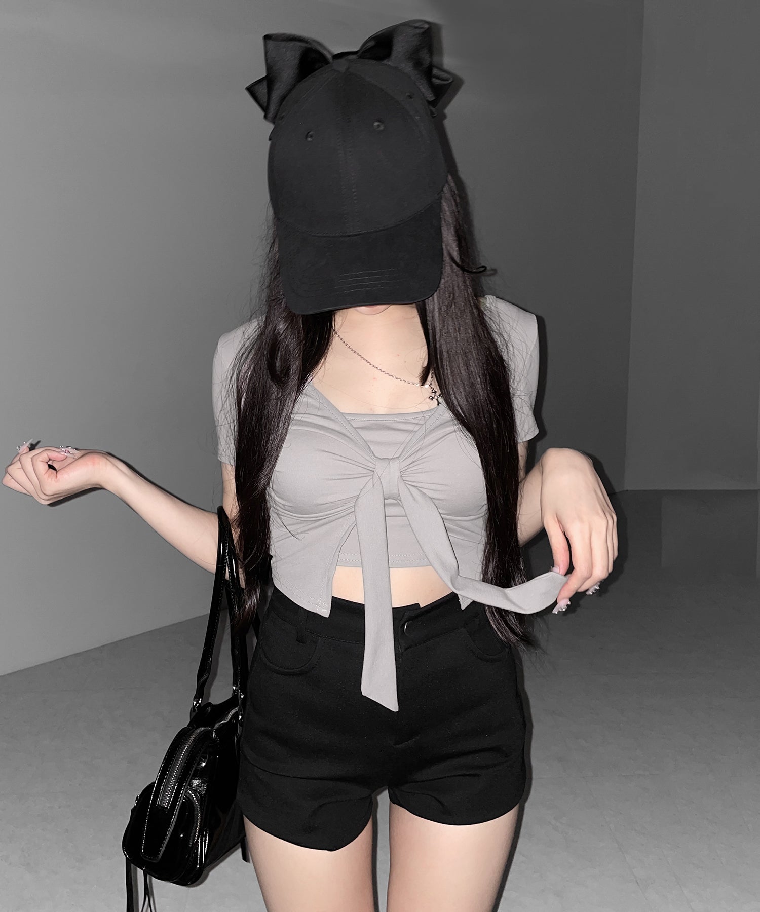 フロントリボンレイヤードトップス ＋ ホルターキャミ  ＳＥＴ  ／ front ribbon layered tops ＋ halter camisole SET