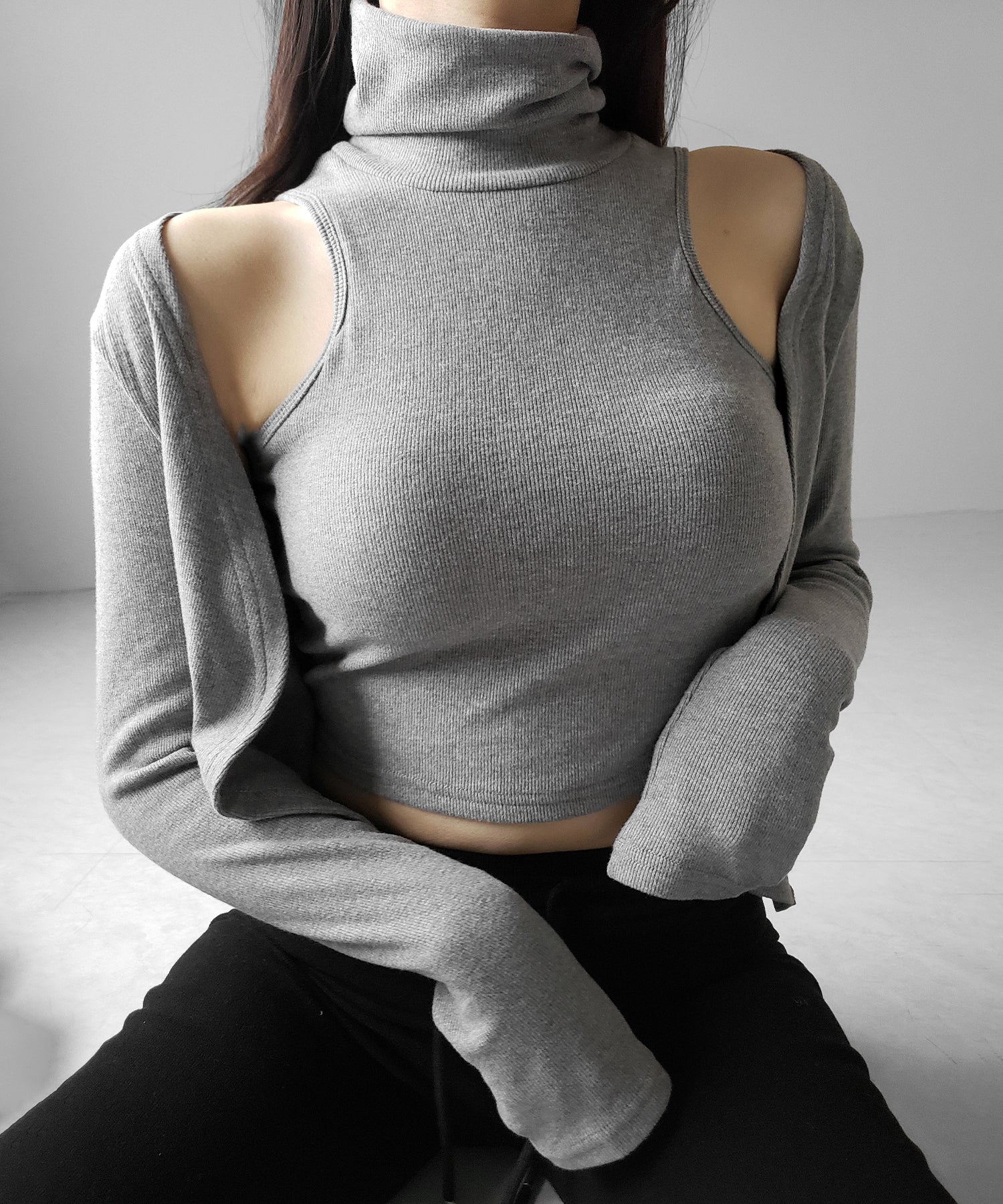 【 裏微起毛 ／ 2点セット 】ハイネックノースリーブトップス ＋ ショートカーディガン SET ／ high neck nosleeve tops + short cardigan SET