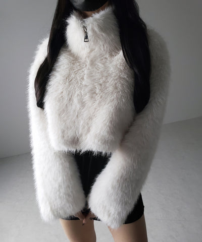 ジップアップスタンドカラーショートフェイクファーコート ／ zip up stand-collar short fake fur coat