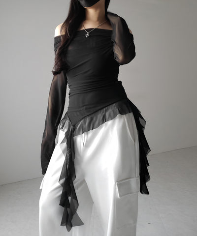 【 ２color 】アシンメトリーフリルオフショルシアートップス ／ asymmetrical frill off-shoulder sheer tops