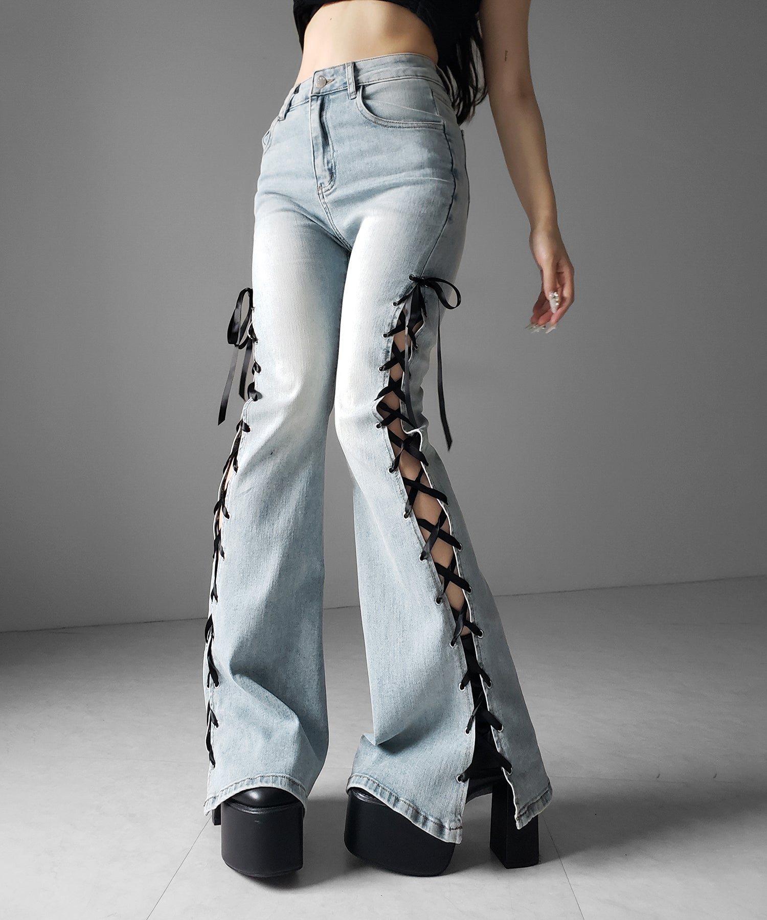 サテンリボンレースアップカットアウトストレッチフレアデニム ／ satin ribbon laceup cutout stretch flare denim