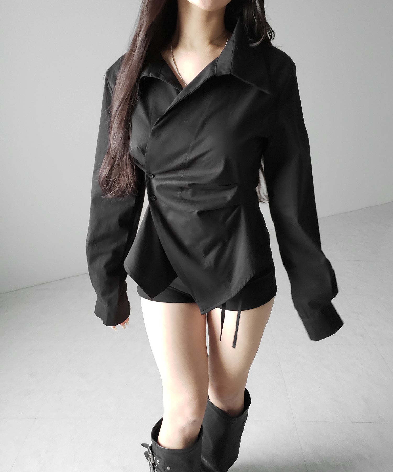 タックレイヤードアシンメトリーミディシャツ ／ tuck layered asymmetry midi shirts