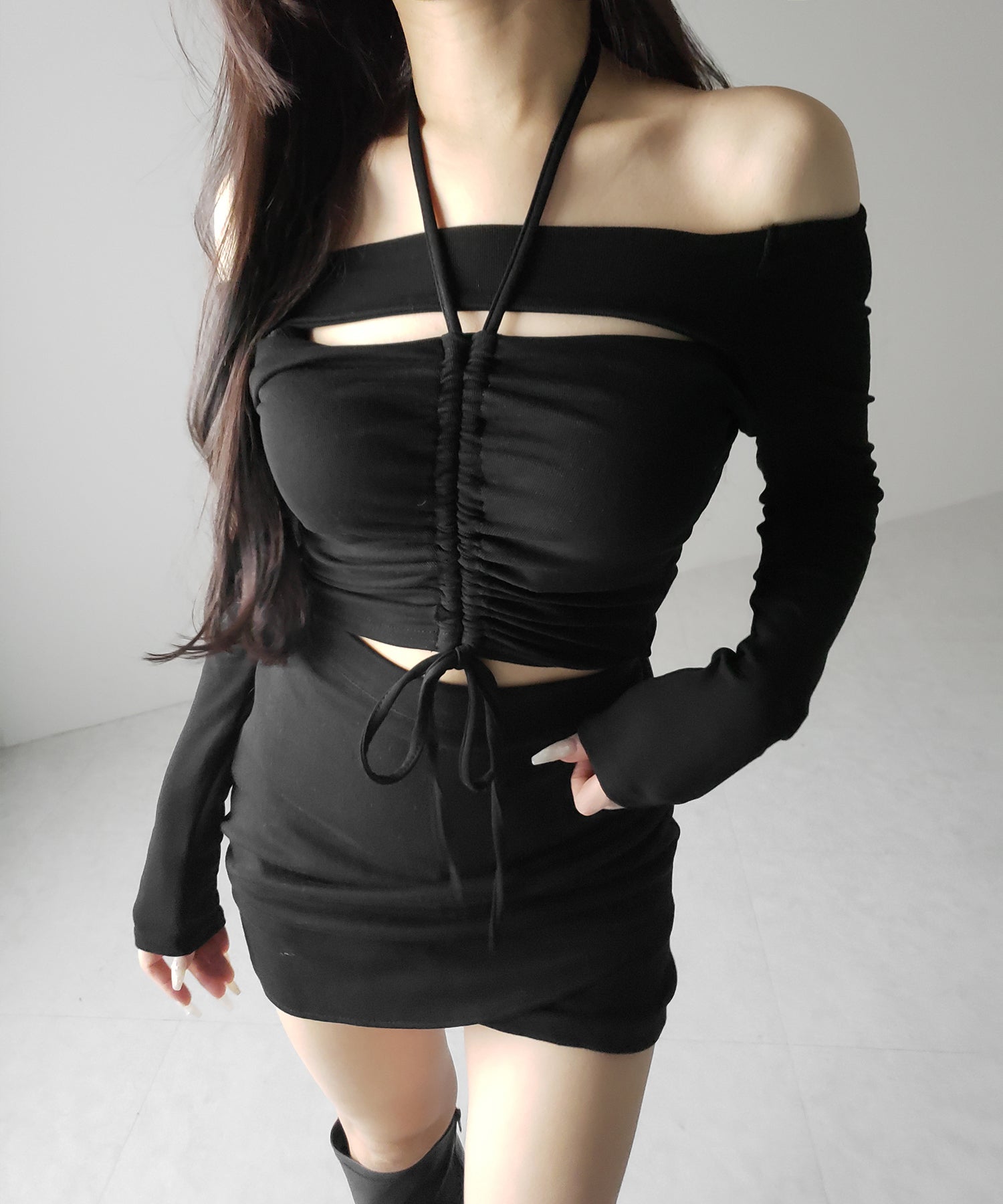 裏起毛カットアウトシャーリングぴちカットソートップス ／ urakimo cutout shirring pichi cutsew tops