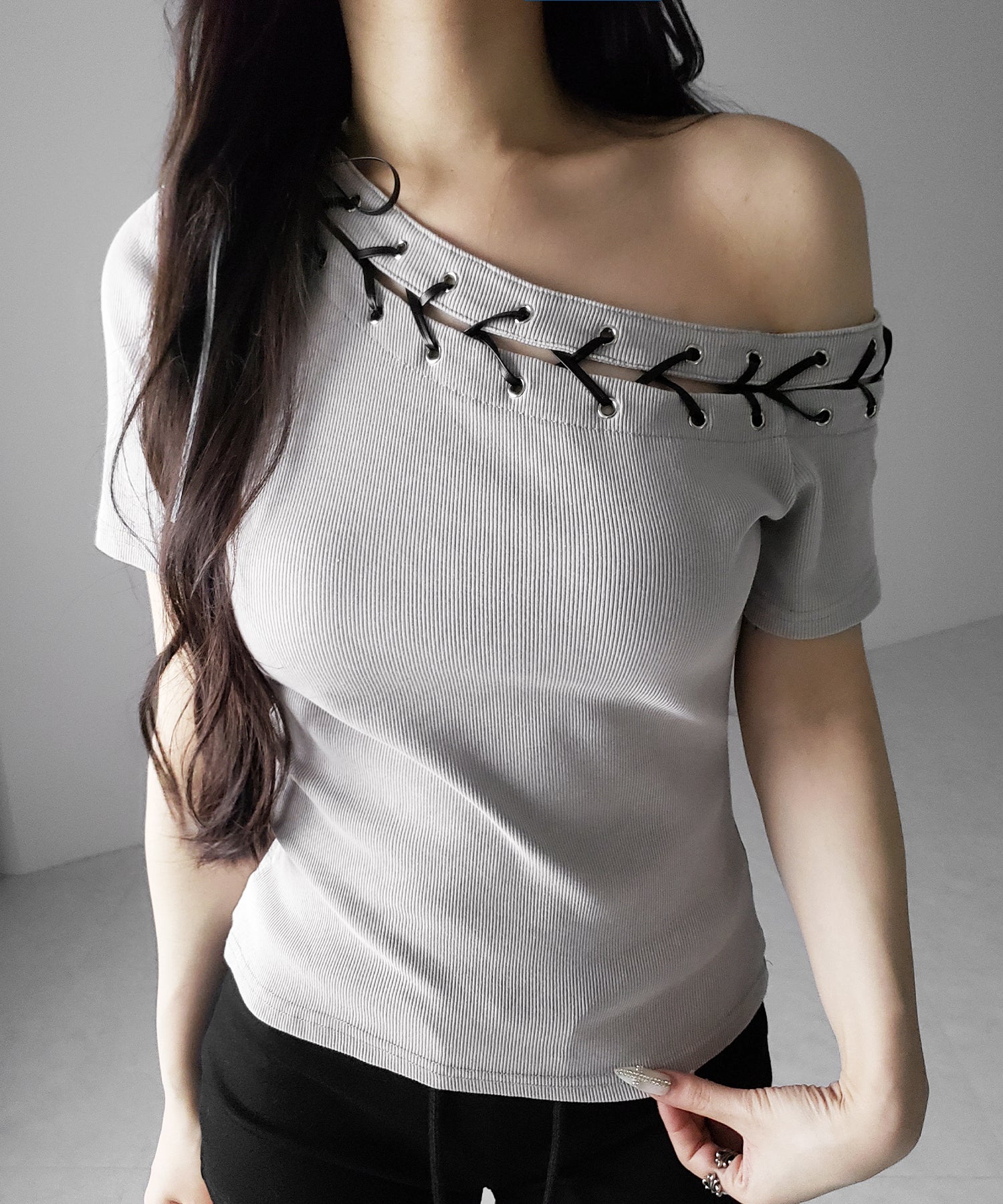 ヴィンテージカットアウトレースアップ半袖ワンショルリブトップス ／ vintage cutout laceup short sleeve one shoulder lib tops