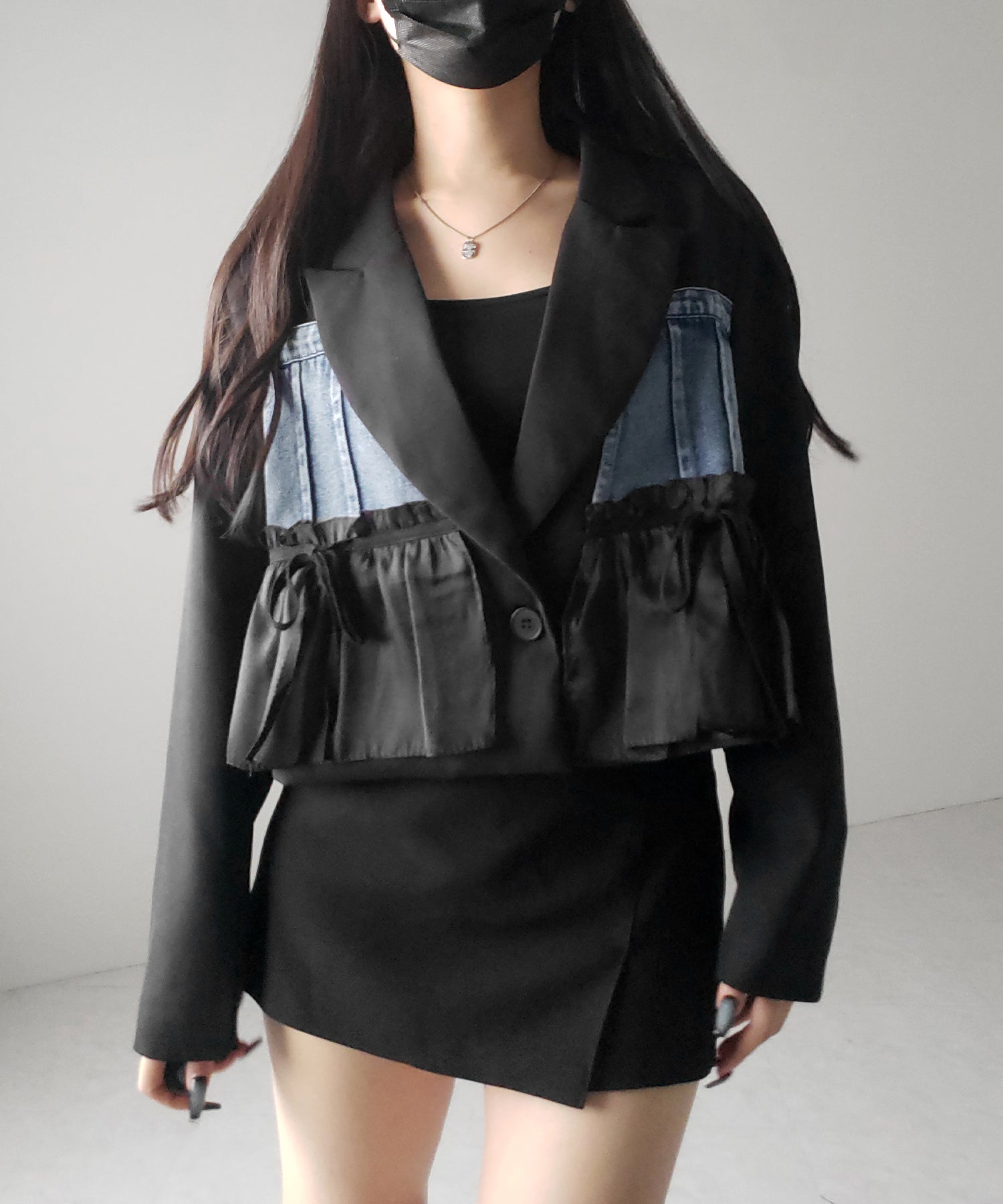 デニムフリルドッキングショートテーラードジャケット ／denim frill docking short tailored jacket