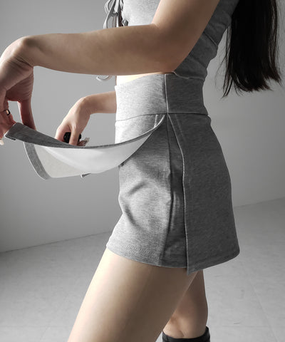 【 ２color ／ ３size 】サイドスリットレイヤードスウェットミニスカパン ／ side slit layered sweat mini skirt pants