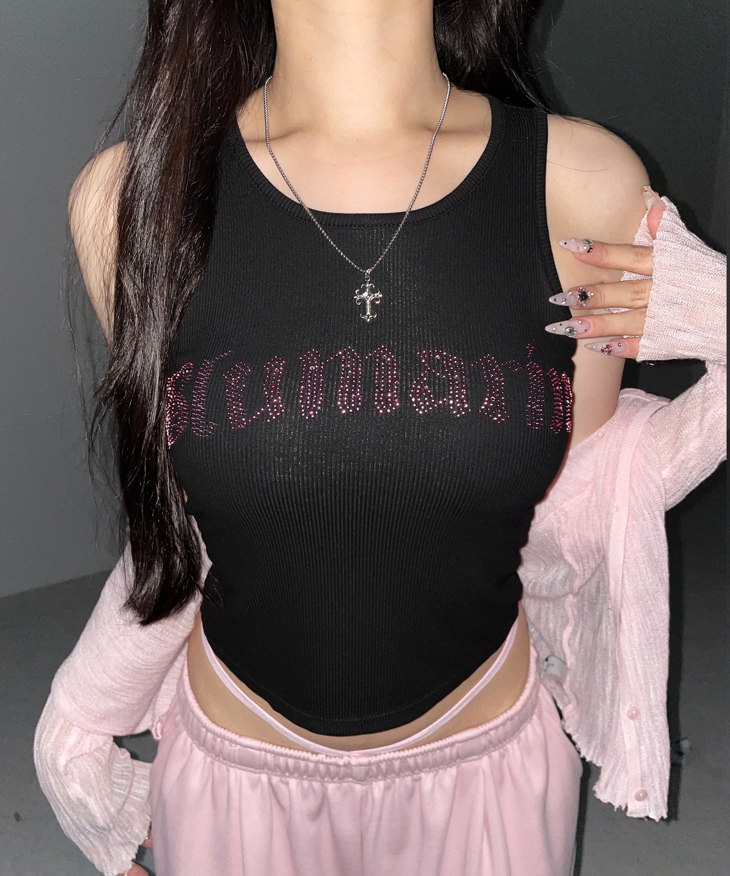 ラインストーンロゴリブタンクトップ／Rhinestone logo ribbed tank top