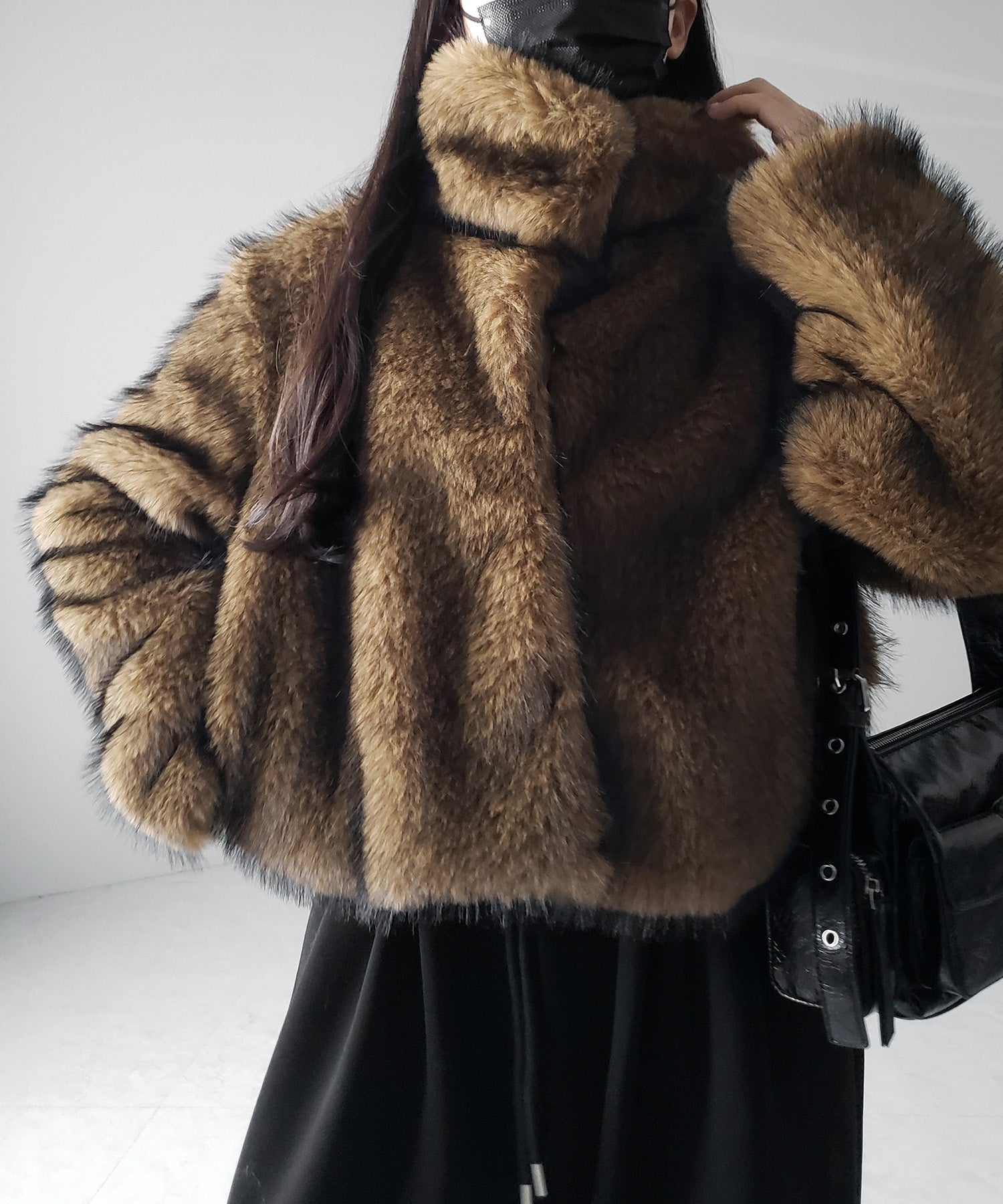 スタンドカラーミックスファーショートコート ／ stand-collar mix fur short coat