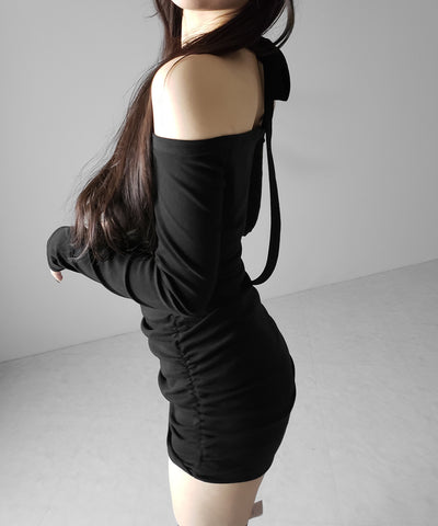 【 クロスネックにもできる３WAY 】フロントリボンオフショルワンホンタイトミニワンピース ／ front ribbon off shoulder wanghong mini onpiece