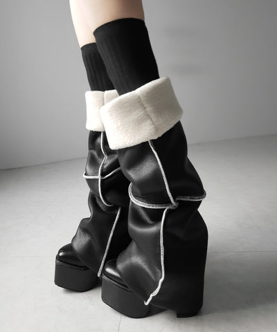 【 ニーハイにもなる２WAY 】ムートンフェイクレザールーズレッグカバー ／ mouton fake leather loose leg cover