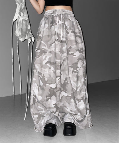 ロゴガーターカモフラタックワイドパンツ ／ logo garter camouflage tuck wide pants