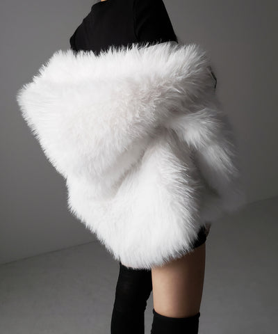 フェイクファーフーディミドルコート ／ fake fur hoodie middle coat